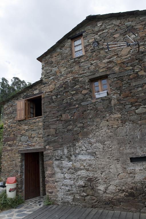 Talasnal Casa Da Urze Al Lousa  Room photo